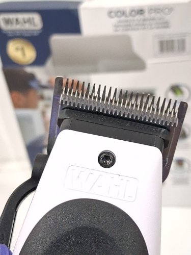Wahl Color Pro Cord/Cordless Haircut and Beard Kit with 12 Attachment Guards - black/white (model: 1656565/3303) image 4
