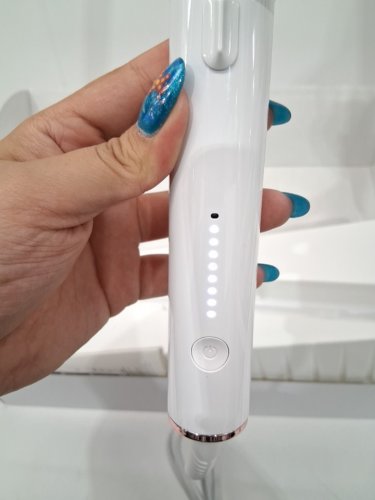 t3 curlwrap automatic rotating curling iron with long barrel (5.5"l) - timer settings and 9 heat settings - 1.25" - white/rose gold - (model: 76680). image 4
