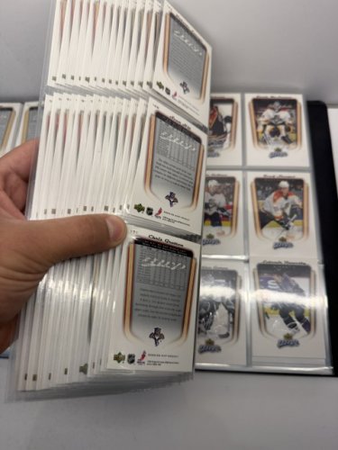 370 APPROX ASSSTD 2005 UPPER DECK MVP HOCKEY NHL CARDS image 18