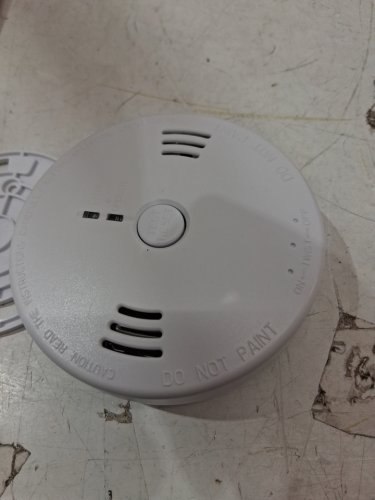 SITERWELL ELECTRONICS BATTERY POWERED COMBINITION CO/SMOKE ALARM - 4" X 4" X 1.5" - WHITE (MODEL: GS886) image 3