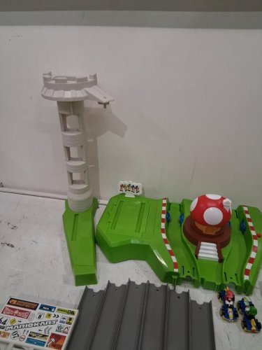 hotwheels mariokart circuit track racing set with mario & yoshi toy cars (MODEL: HFY15) image 7