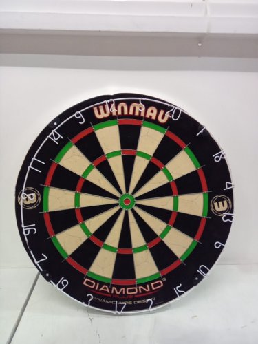 WINMAU Diamond Plus Dartboard with Official Tournament Specifications - BLACK image 2