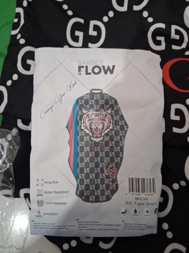 barber flow Gucci tiger cape - king size - assorted colours image 3