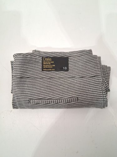 women's dalia NARORW leg ponte pull on pants - 10 - BLACK/WHITE HOUNDSTOOTH  (style: 1643121) image 2