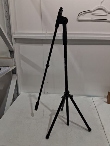 AMAZONBASICS FOLDING TRIPOD MICROPHONE STAND WITH BOOM ARM - 3FT TO 7FT - BLACK (MODEL: TMS130) image 4