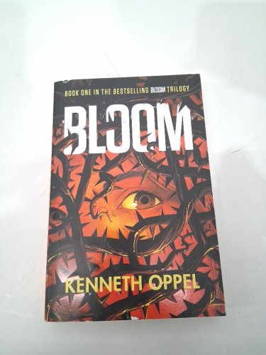 (paperback) Bloom (book 1/3 in the bloom series) by Kenneth Oppel image 2