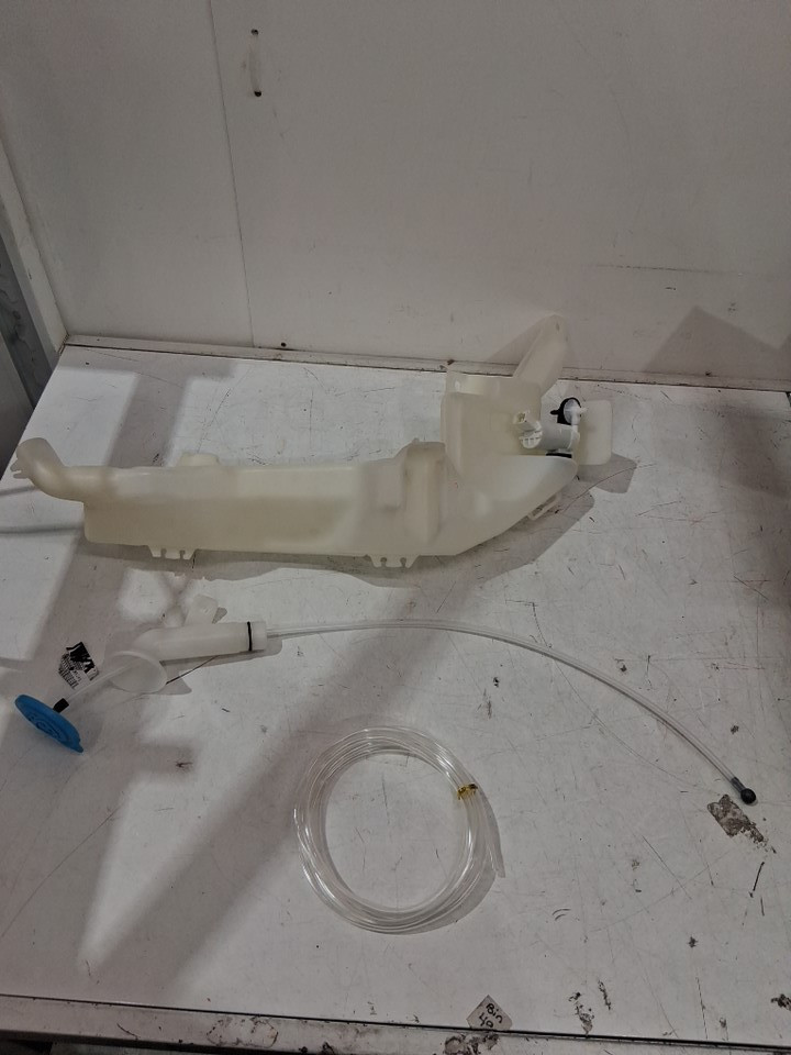 dorman Windshield Washer Fluid Reservoir fits 07-11 Honda CR-V (model: 603-299) image 4