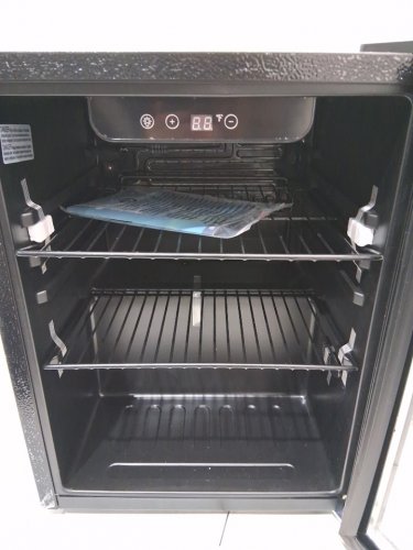 euhomy 60 can mini fridge with adjustable shelves - 1.6cu.ft. - black - (model: br001-60) image 6