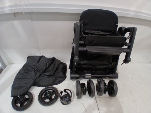 MAXI-COSI LARA ULTRA COMPACT foldable STROLLER - ESSENTIAL BLACK (MODEL: 01323CFNA) image 3