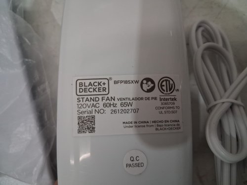 BLACK + DECKER STAND FAN - 18" - white image 5