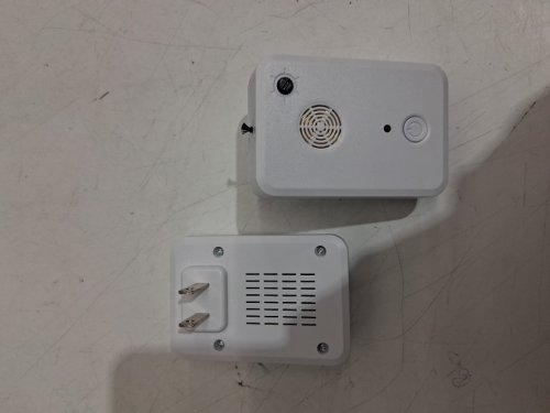 2PK Ultrasonic Bat Repellent Deterrent Device - WHITE image 3