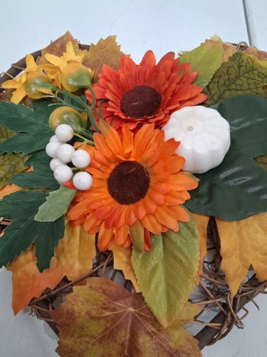 autumn grapevine wreath with door hanger and mini lights - 12.5" x 10.6" - various colours image 4