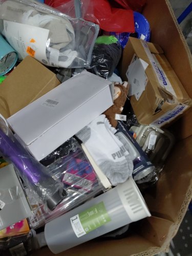 assorted MIXED item MYSTERY PALLET - VARIOUS PRODUCTS - aprox 300+ - (pallet #31) image 4