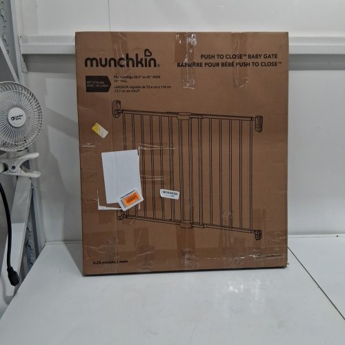 MUNCHKIN PUSH TO CLOSE BABY GATE FOR STAIRS WITH HARDWARE - fits up to 45" wide - BLACK (MODEL: 46777001-SIOC/mk0001 rev4) image 2