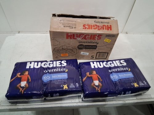 100PK HUGGIES OVERNITES NIGHT TIME BABY DIAPERS - SIZE 5 (27lb+) - WINNIE THE POOH - (model: 5454702) image 2