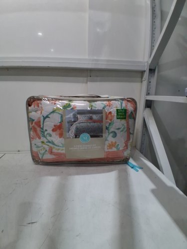3pc Martha Stewart Quilt Set - with 1 quilt, 2 shams - pink/white /green (model: 1599227) image 2