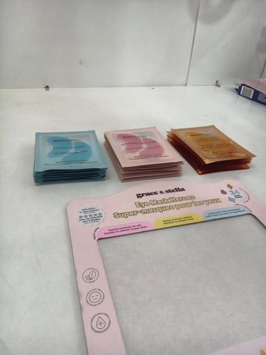 23PR grace & stella Eye Glow Trio EYE MASK image 2