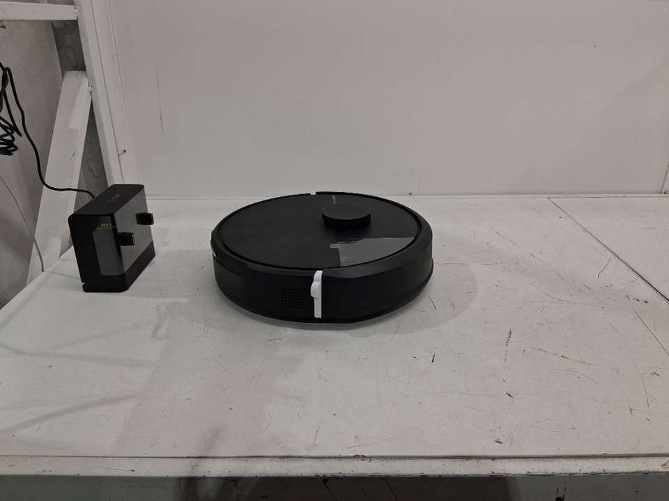 iRobot Roomba 105 Vac Robot Vacuum - Intense Power-Lifting Suction - Ideal for Pet Hair - black (model: Q314020) image 9