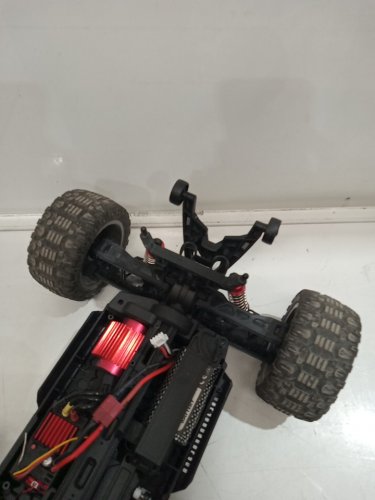 deerc all terrain Brushless rc monster truck - 1:10 scale - 60km/h 4wd - 2.4ghx - black - (model:209e) image 23