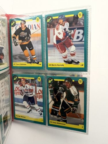 43 CARD CLASSIC 1991 HOCKEY DRAFT PICK CARDS LIMITED EDITION #45,044 / 175,000 image 2