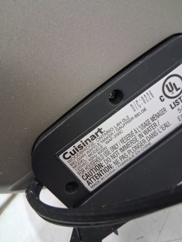 CUISINART ELECTRIC BELGIAN WAFFLE MAKER - STAINLESS STEEL (MODEL: WAF-200C) image 7