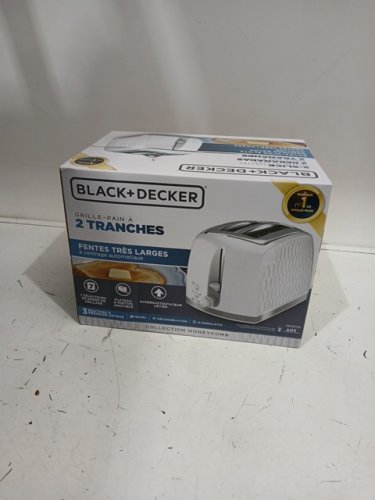BLACK+DECKER Honeycomb Collection 2-Slice Toaster - white (model: TR1250WD) image 2