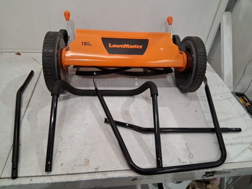 Lawnmaster Environmentally friendly MOTORLESS Push Reel Lawn Mower - 18" - 5" blade - orange (model: LMRM1801) image 3