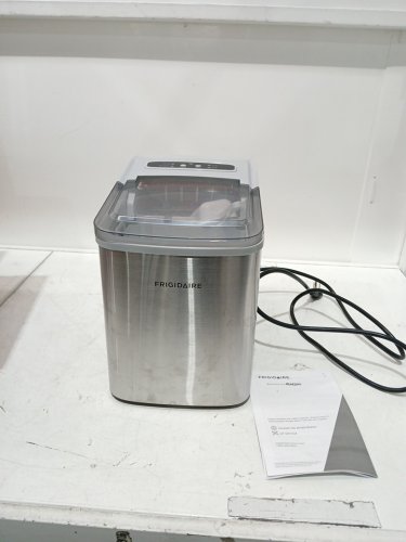 Frigidaire Stainless Steel Countertop Ice Maker with 26 lb/Day bullet ice - Silver (model: EFIC120-SS-SC) image 5