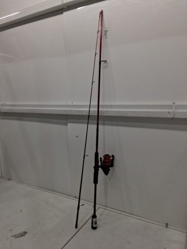 ugly stik carbon Spinning fishing rod - 7FT - Medium Heavy - red/black (model: USCBSP701MH) image 2