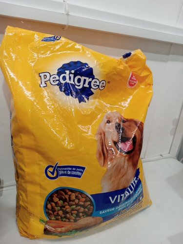Pedigree Vitality+ Dry Dog Food - 14kg - Roasted Chicken and Vegetable Flavour image 2