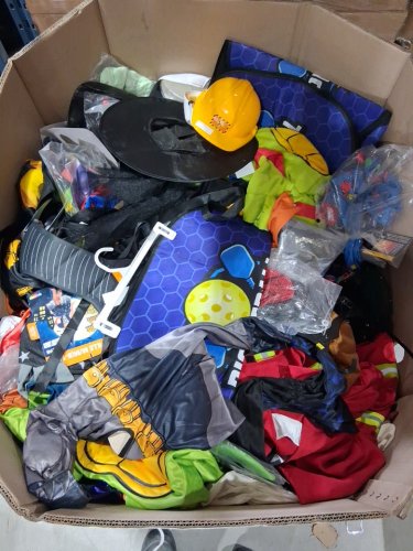 assorted MIXED item Halloween costume MYSTERY PALLET - VARIOUS costumes - aprox 150+ image 3