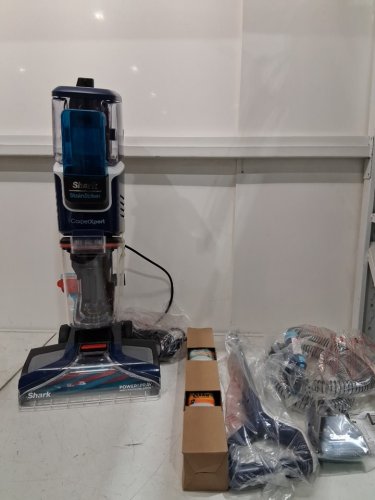 SHARK CARPET XPERT WITH STAIN STRIKER CARPET CLEANER WITH STAIN CREVICE AND HOSE ATTACHMENTS (MODEL: EX200C) image 3