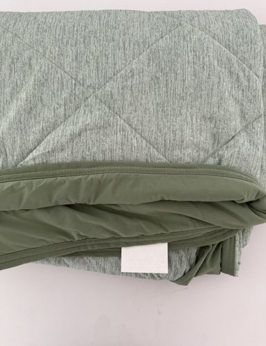 Below Zero reversible Cooling Throw Blanket - 60" x 70" - green heather (model: 1991350) image 2