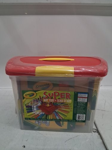 Crayola Super Art Tub supplies and activities help children express, create, and connect through colourful play (model:1450484) image 2