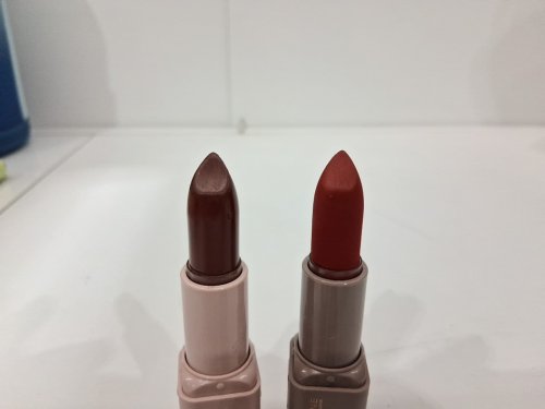 2pc maybelline new york lipsticks - 3.4g each - 105 speed walk satin / 004 wild card matte image 3
