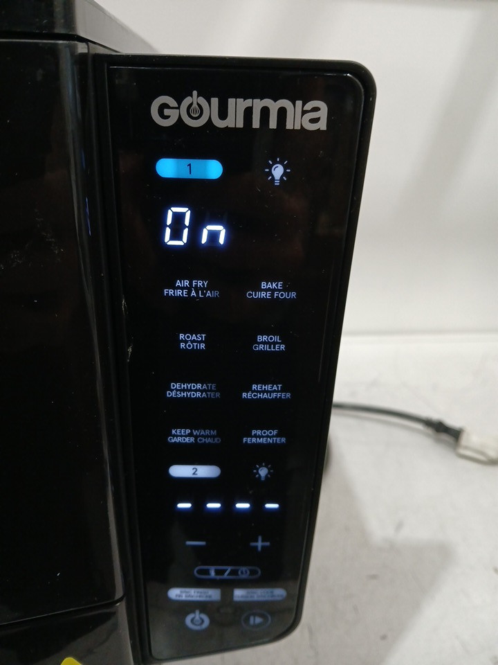Gourmia 4 dish dual basket air fryer with sync cook - 11qt - black (model: 3333015) image 7
