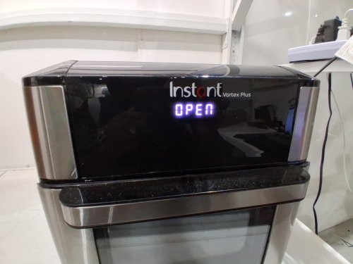 INSTANT POT VORTEX PLUS 10-QUART 7-IN-1 AIR FRYER OVEN WITH ROTISSERIE BASKET - SILVER/BLACK (MODEL: VORTEX PLUS 10) image 7