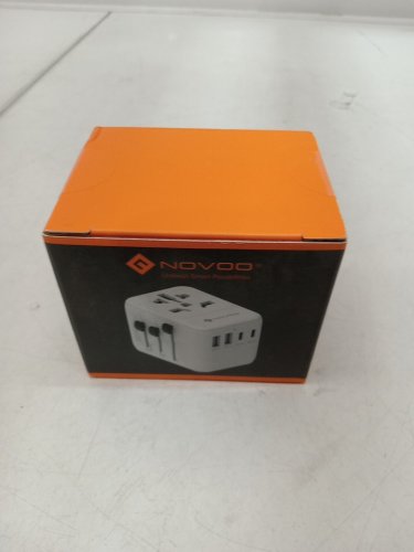 NOVOO UNIVERSAL WORLDWIDE TRAVEL ADAPTER WITH 4-USB PORTS (2X USB-A/2X USB-C) - 21W - WHITE (MODEL: RC21) image 2