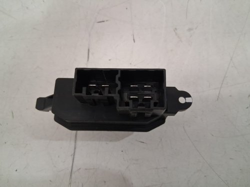 HVAC blower motor resistor - for Nissan Rogue 2014-2019 - black/silver image 4