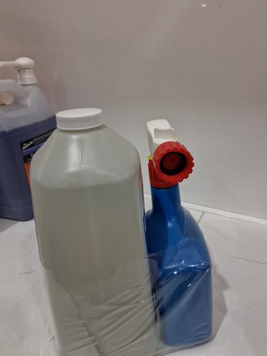 2PC WINDEX STREAK-FREE SHINE OUTDOOR WINDOW CLEANER - ATTACH TO HOSE AND SPRAY with Refill - 950ML & 3.8L image 3