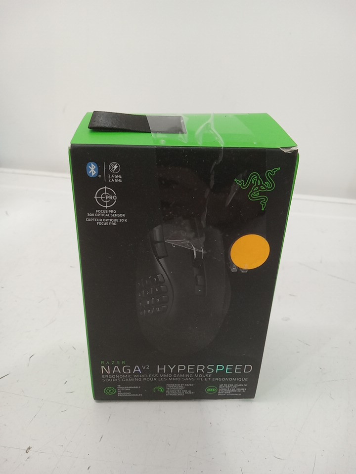 Razer Naga Chroma MMO Gaming Mouse (MODEL: RZ01-0161) image 2