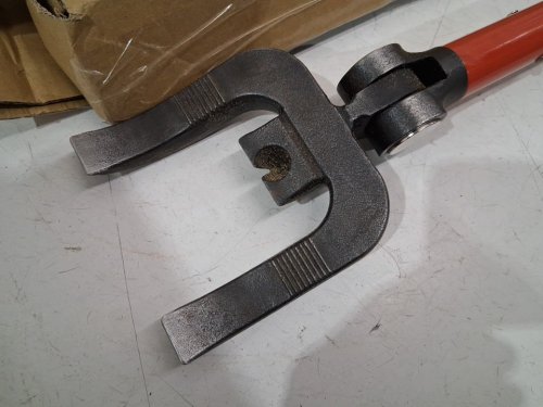 CRESCENT INDEXING DECK REMOVAL BULL BAR - 44'' - red (MODEL: DKB446X) image 3