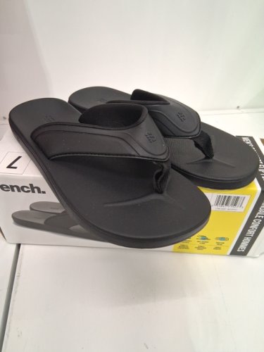 men's Bench Comfort Flip Flops - size 7 - black (style:1872037) image 2