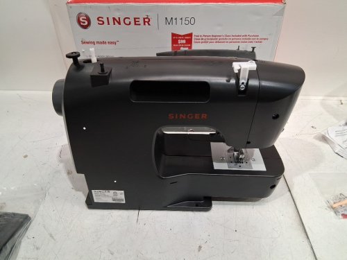 SINGER Lightweight & Portable Sewing Machine With 45 Stitch Applications - Black (model: m1150) image 4