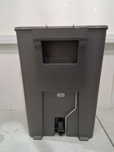 simplehuman Rectangular Kitchen Step Trash Can with Soft-Close Lid - 45l - grey image 4