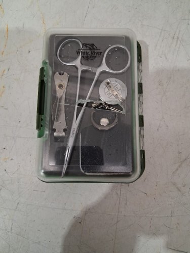 White River Fly Shop tool kit - Nippers with hook-eye cleaner/Leader straightener/1" zinger with a safety pin /22" wire line with clip/5.5" bent-tip forceps image 3