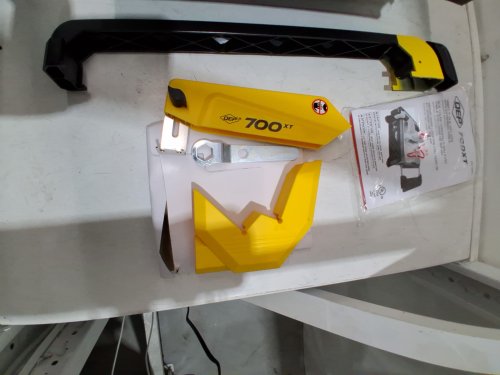 QEP 700XT Wet Tile Saw with Table Extension - 7" - black/ yellow (model: 22700Q) image 4