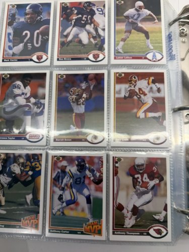 750 APPROX ASSSTD 1991 UPPER DECK NFL FOOTBALL CARDS image 4
