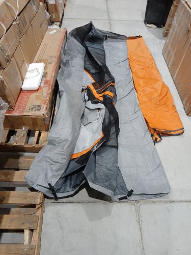 AMAZONBASICS 4-PERSON TENT, 4-SEASON - 9FT X 7FT X 48" HIGH - ORANGE/GREY (MODEL: B01881TG20/B077Y8DLSN) image 3