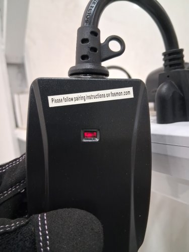 fosmon outdoor weather resistant heavy duty outlet with remote control - black (model:  c-10683) image 4